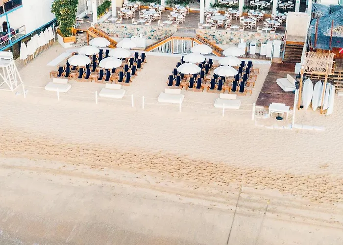 Bahia Hotel & Beach House Cabo San Lucas